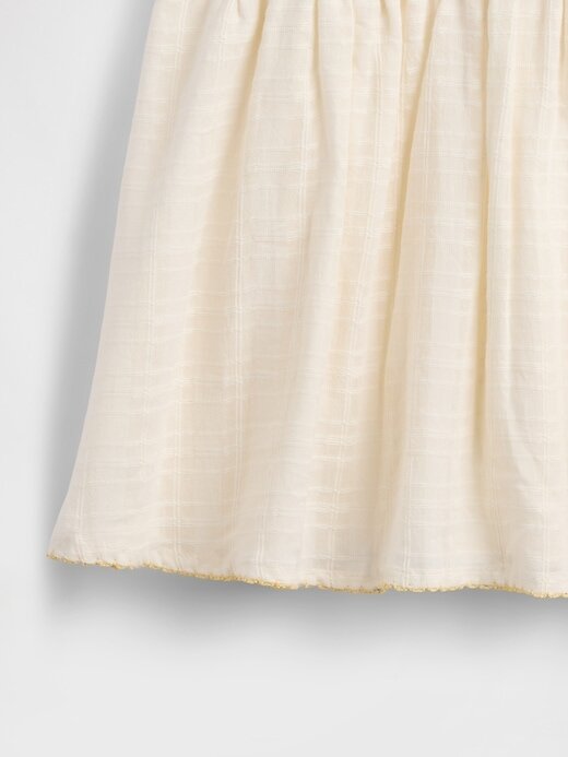 Vestido de bebé bordado con lazo en los hombros Vestido de bebé bordado con lazo en los hombros